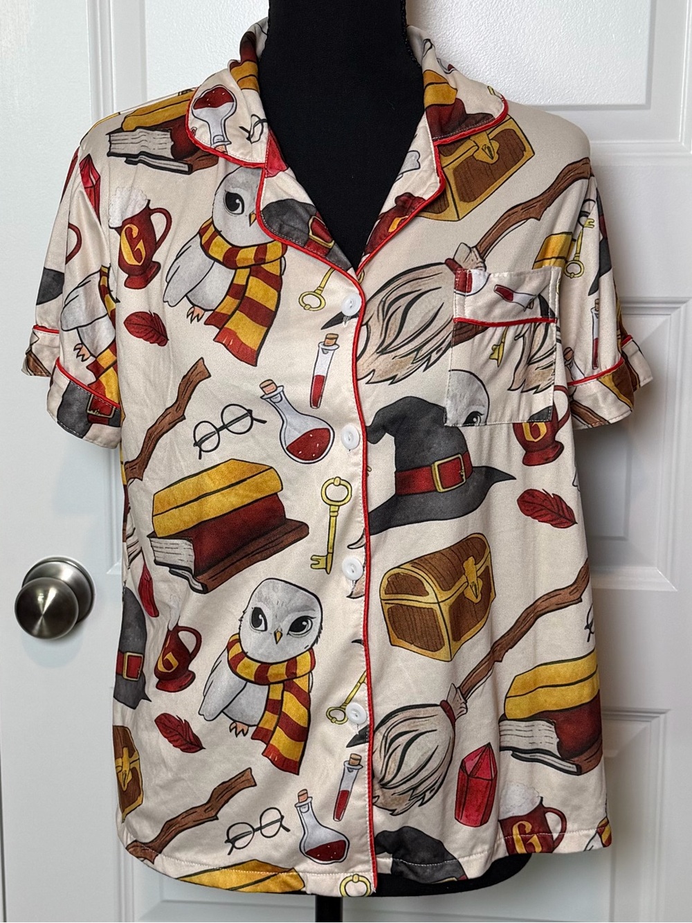 Harry Potter Inspired Pajama Set – Hedwig Owl Button-Up Top & Shorts | Size Med